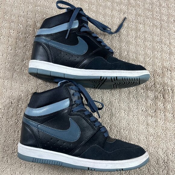 Nike | Women's Force Sky High 'Black Magnet Grey' - Picture 3 of 9